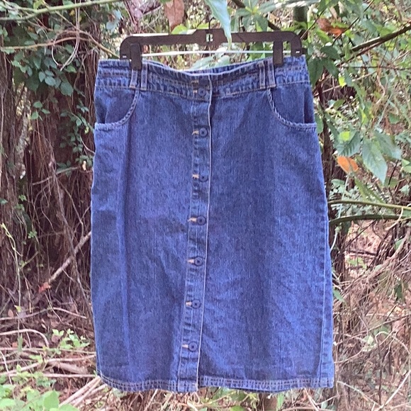 🦋NWOT Kim Rogers Just So Fun Size 12 Denim Skirt Wardrobe Must Have 🦋 - Picture 4 of 9